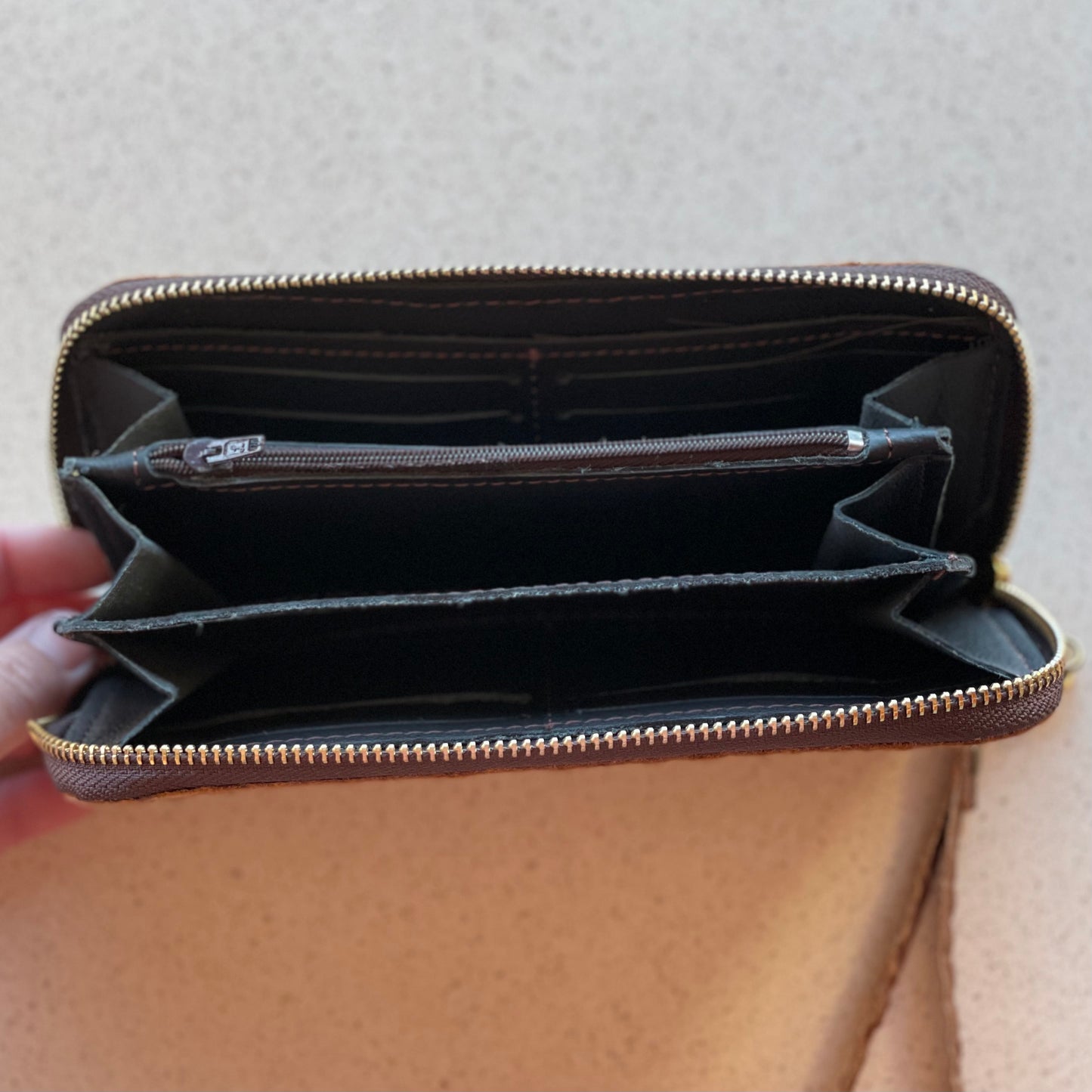 Hand Crafted Leather Ladies Wallet - Tan